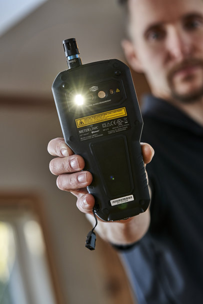 FLIR lanza el primer sistema termográfico de inspección de edificios FLIR MR277